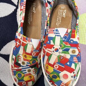Toms Classic World Flags Slip On Flats Loafers